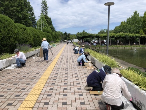 講義の後　全員で清掃活動_a0346704_16451830.jpg