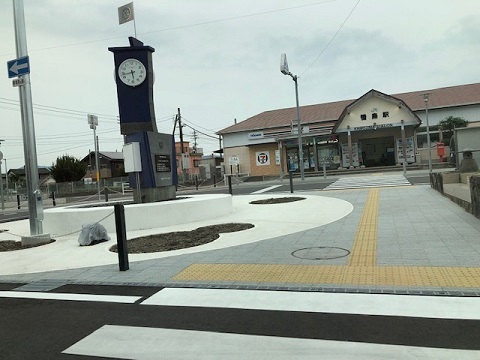 鴨島駅へ_f0019247_21290607.jpg