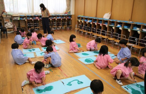 絵画指導 鳳幼稚園