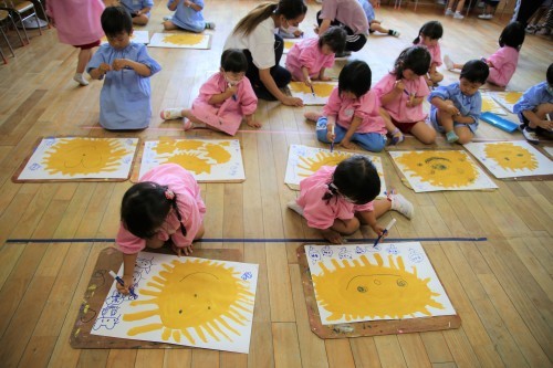 絵画指導 鳳幼稚園