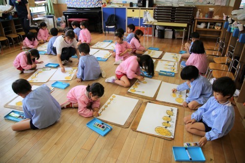 絵画指導 鳳幼稚園