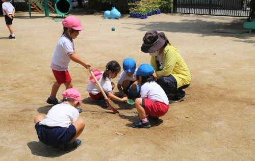 絵画指導 鳳幼稚園