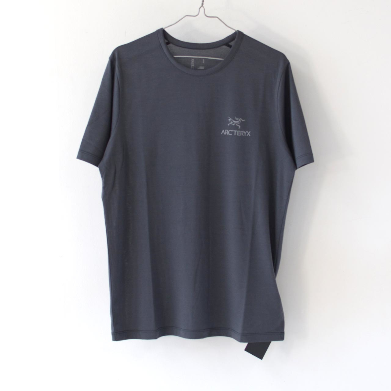 ARC'TERYX [アークテリクス正規代理店] M Arc Logo Emblem SS Wool Tee ...