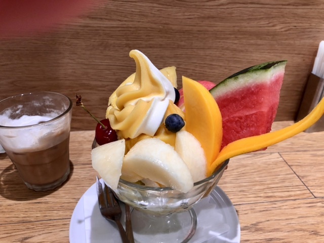 【果実園で日替わりソフトagain】_b0009849_12242782.jpeg
