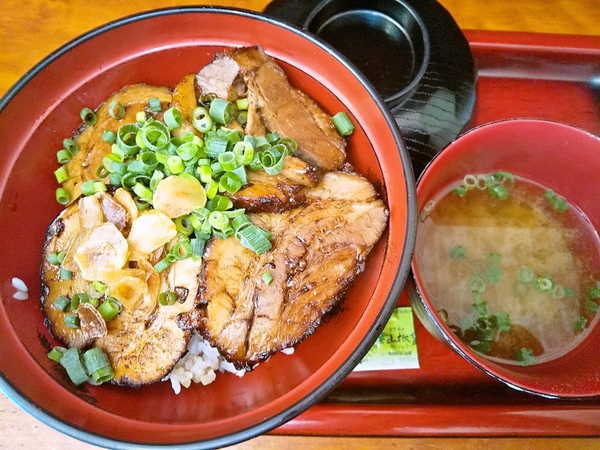 品川区 焼豚のひつまぶし？ 幸丼_e0187697_23304215.jpg