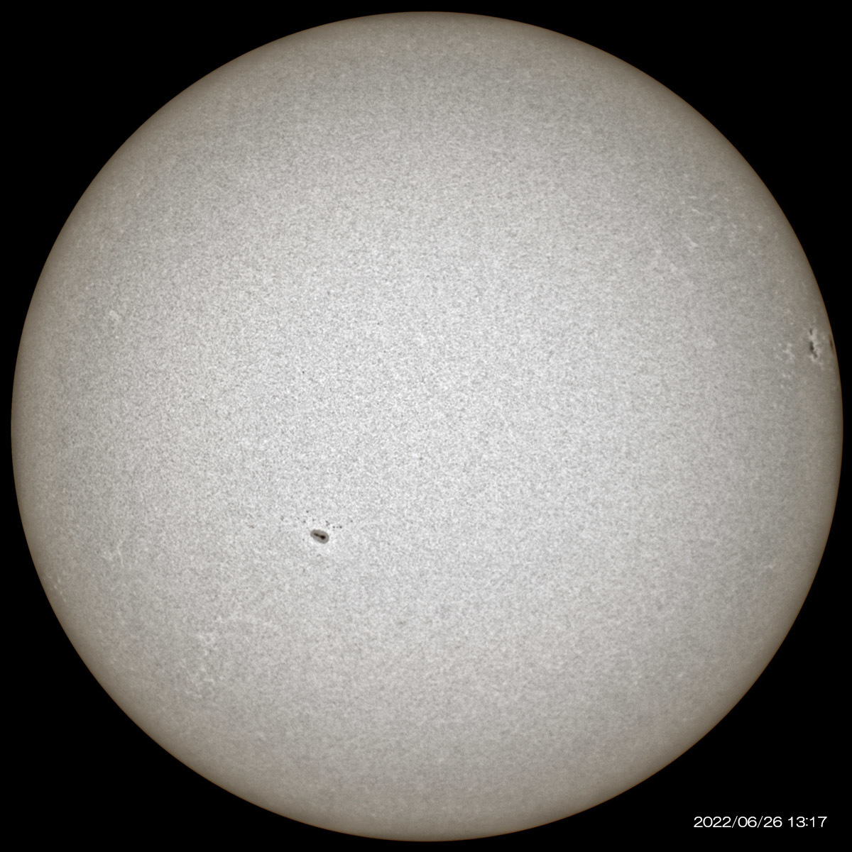 6月26日の太陽_e0174091_14450081.jpg