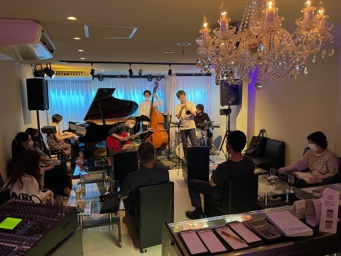 Jazzlive Comin ジャズライブ カミン 7月のライブスケジュール など_b0115606_10271656.jpeg