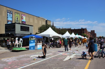 DiverseCity_c0353373_01105820.jpg