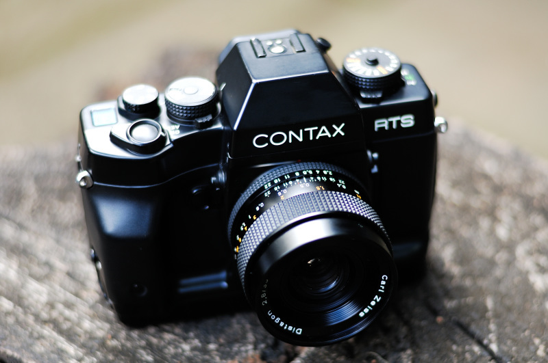 NIKON D2Xを持って近所を散歩_d0394696_22350442.jpg