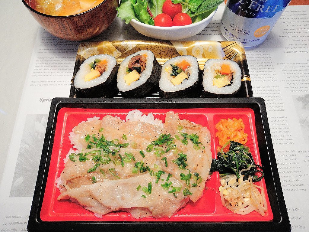 オーケーストアのお弁当(サムギョプサル)@自宅_b0418600_15433183.jpg