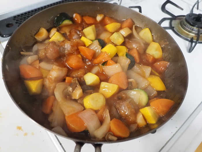 今日の収穫(夏野菜とその後の酢豚)_c0116915_00475122.jpg