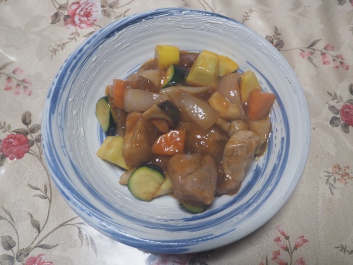 今日の収穫(夏野菜とその後の酢豚)_c0116915_00491365.jpg
