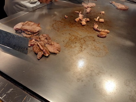 浅草駅(TX)界隈-「ステーキハウス松波」でステーキランチ_d0063149_22330250.jpg