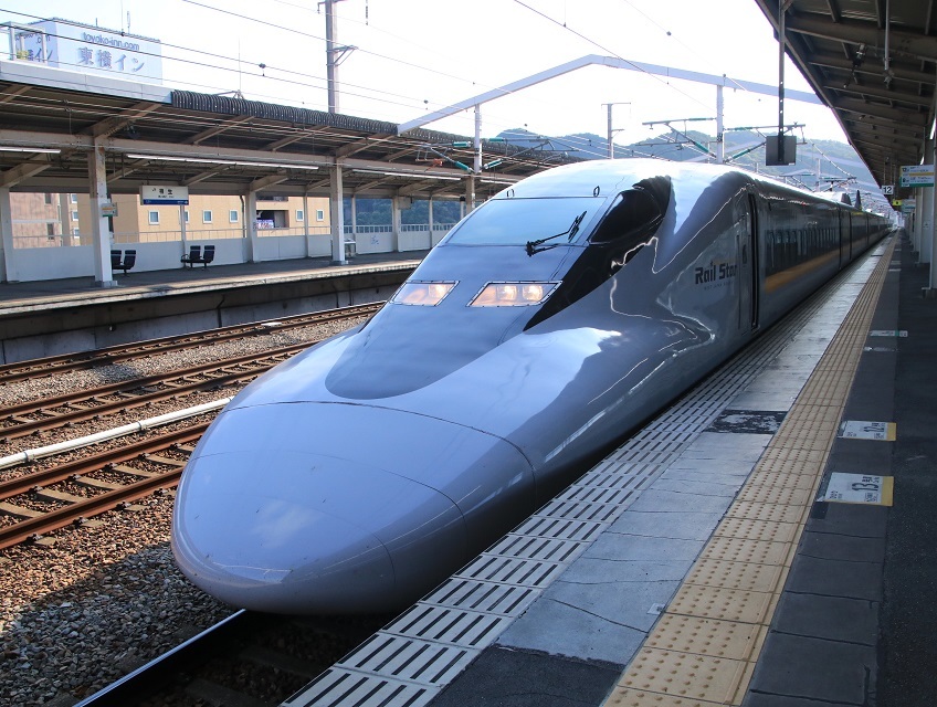 700系7000番台 レールスター_d0202264_15043398.jpg