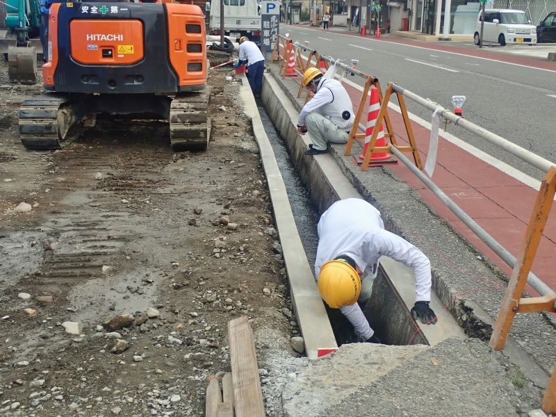 28日 会館の改修工事は・・・②_c0336902_17211927.jpg