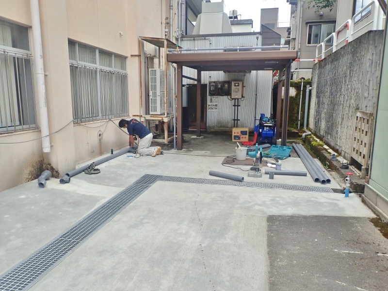 28日 会館の改修工事は・・・②_c0336902_17212670.jpg