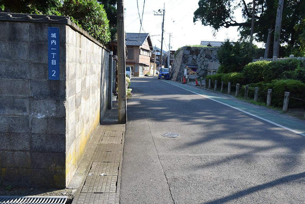 若狭の海城、小浜城跡を歩く。 その3 ~本丸石垣~_e0158128_19421936.jpg