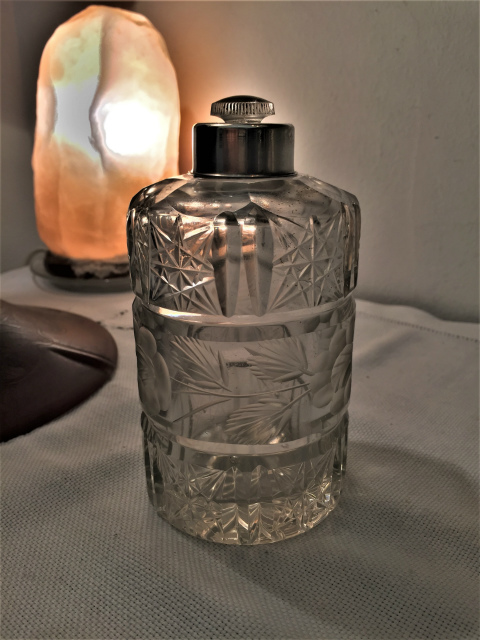 クリスタル香水瓶 95,96 : スペイン・バルセロナ・アンティーク gyu's shop