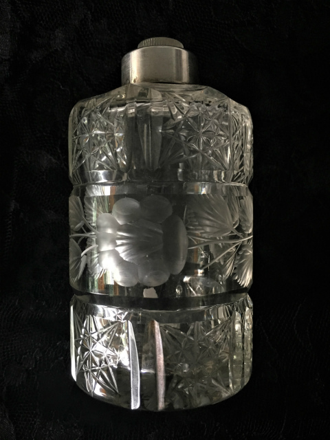 クリスタル香水瓶 95,96 : スペイン・バルセロナ・アンティーク gyu's shop