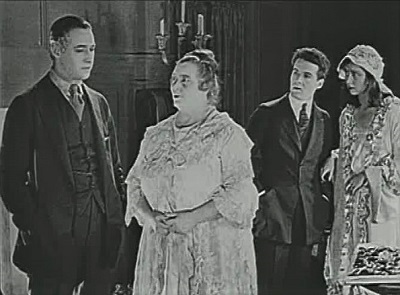 「醒めよ人妻」　Old Wives For New (1918)_f0367483_02110347.jpg