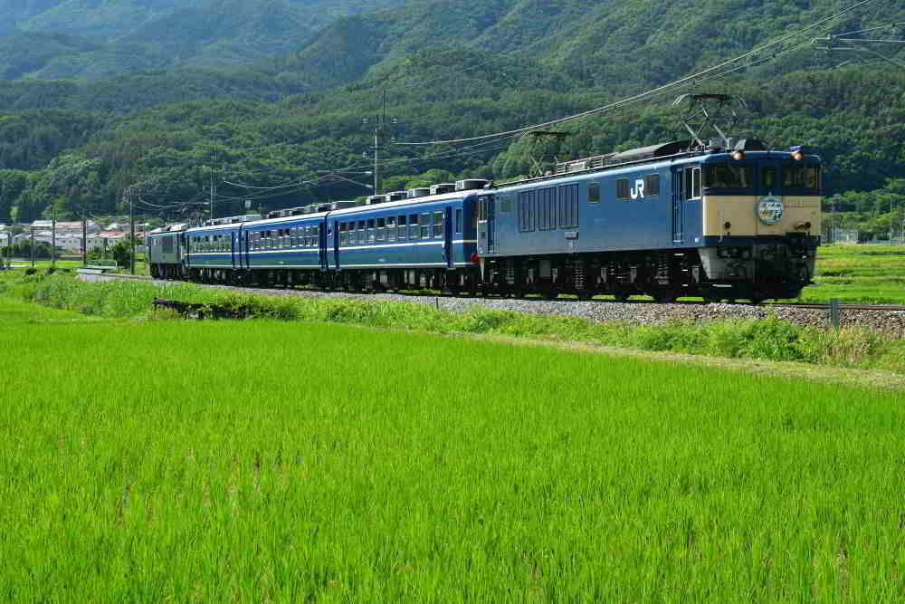 篠ノ井線120周年号 : HIROのフォトアルバム