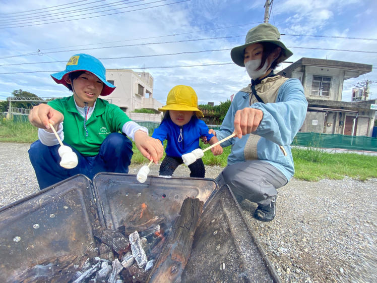 青空ようちえん〔平日〕いろいろなことに挑戦できるウィークデイ!散策に海遊び、たき火も今日は盛りだくさん!_d0363878_07245390.jpg
