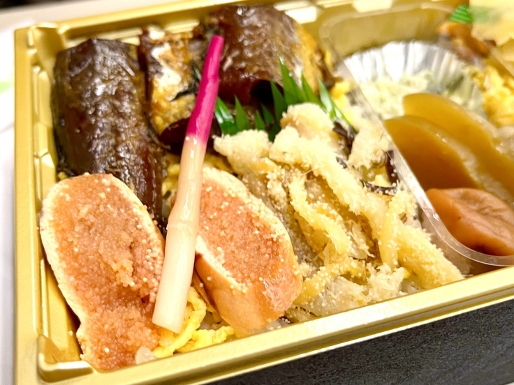 上越妙高駅「山﨑屋」の駅弁!(6/22)_c0212604_07012745.jpeg