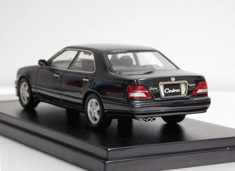 在籍車】Hi-story 1/43 ニッサン Y33 セドリック