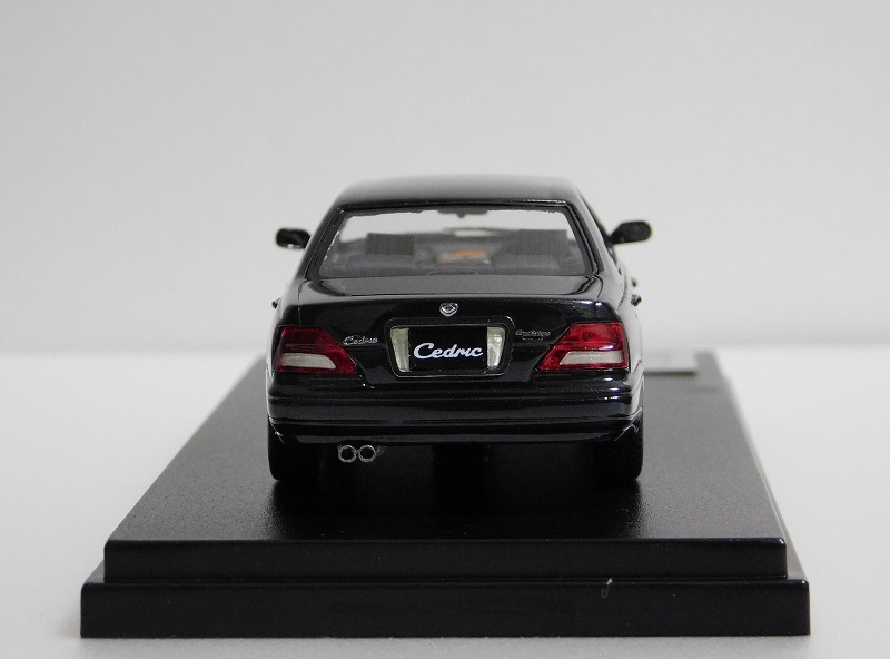 在籍車】Hi-story 1/43 ニッサン Y33 セドリック