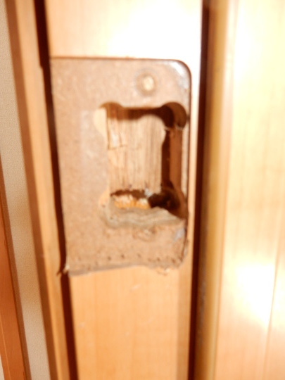 ’２２，７，７（木）亀田病院と洗面所のドアの修理！_f0060461_19384409.jpg