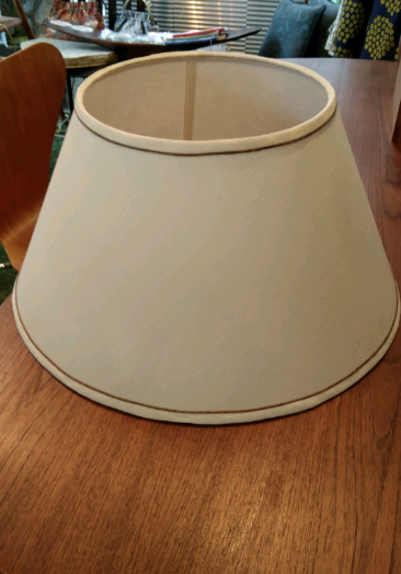 『ランプシェードの張り替え』を承りました by interior styling of bright_c0157866_21201729.jpg