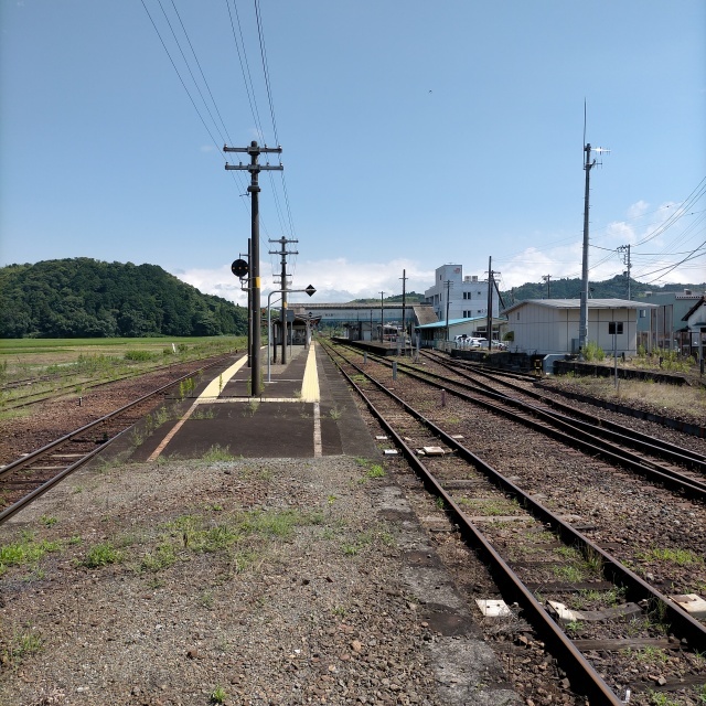 長閑すぎる紀勢本線多気駅_a0334793_18232544.jpg
