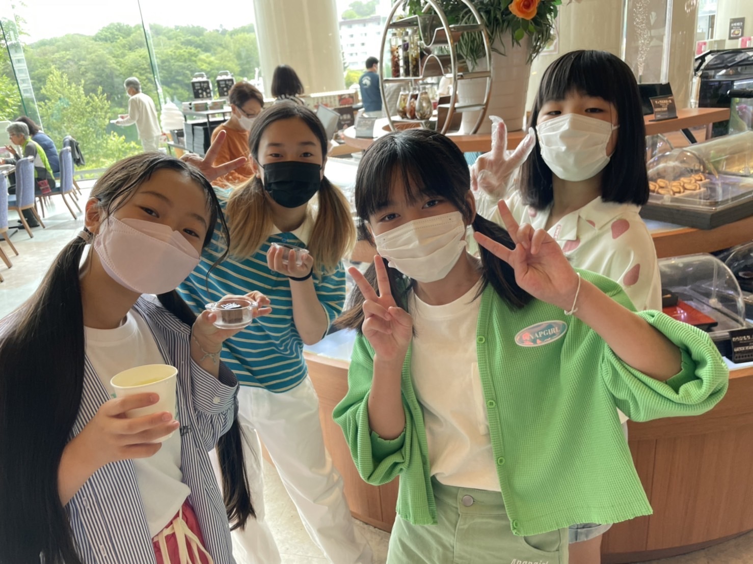 女子小学生 修学旅行 