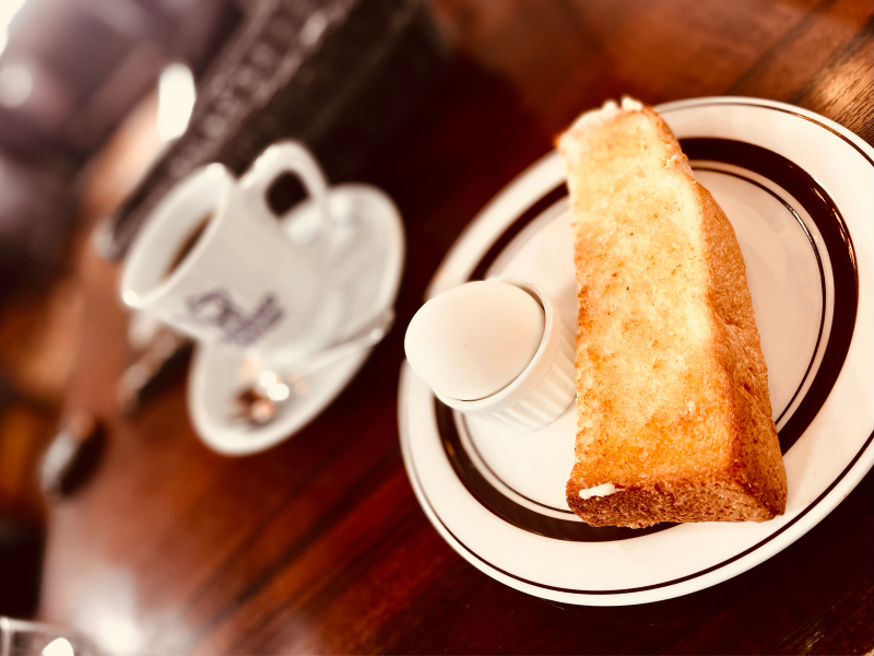 【パンケーキのおかわりが100円て（笑）】星乃珈琲店のモーニングサービス_b0008655_16552100.jpg