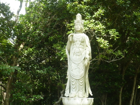 蓮の花を愛でる『転法輪寺』_c0218841_17030734.jpg