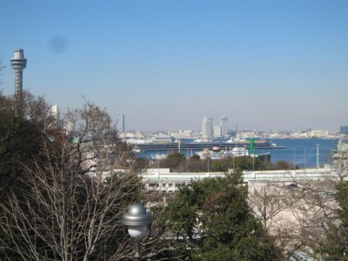 日本一の猫好き作家だった大仏次郎 : 阪急・阪神沿線文学散歩