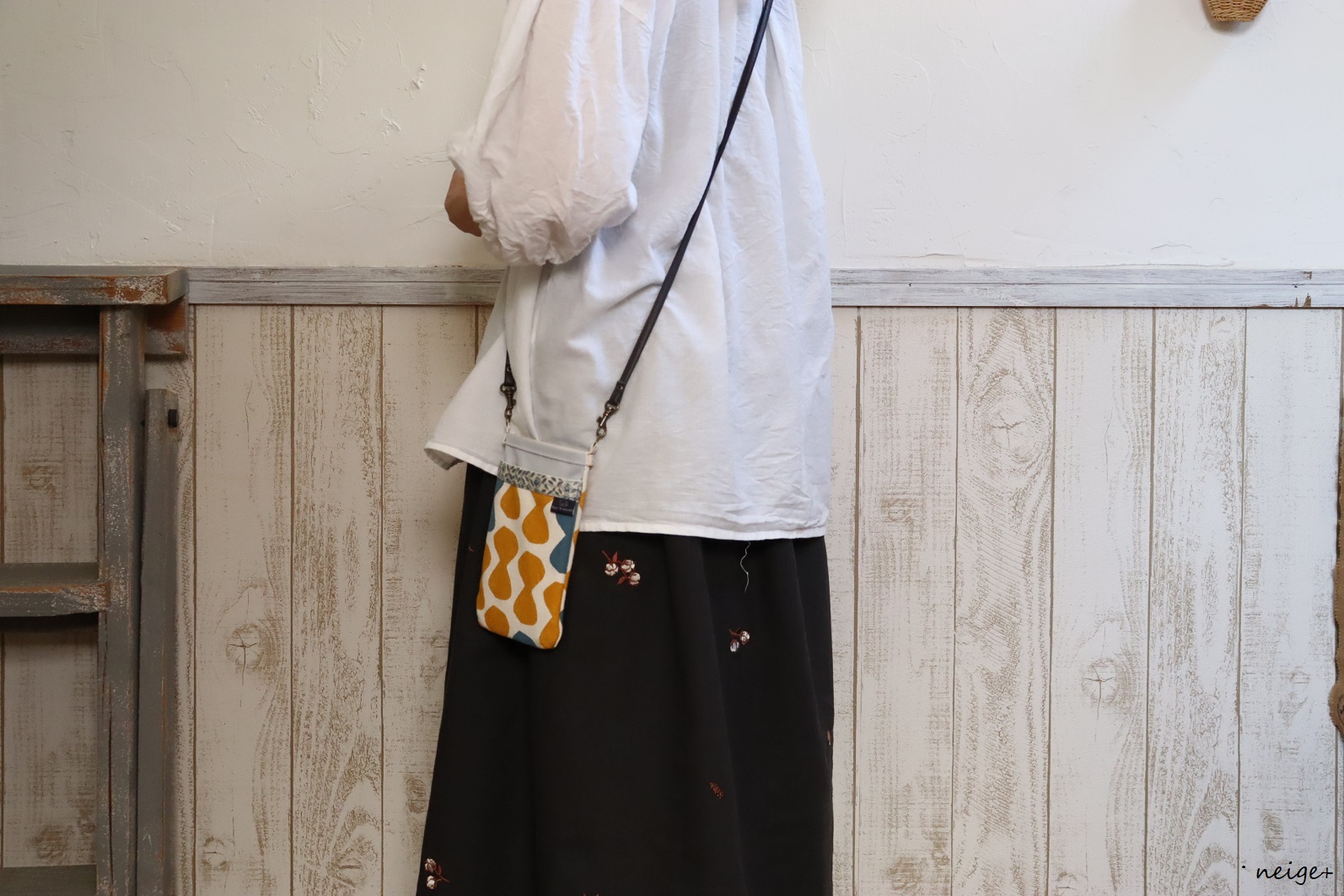 デコレクションズさんの刺繍入り生地でロングスカート作り♪久々の自分服はなんと３着分！_f0023333_22502700.jpg