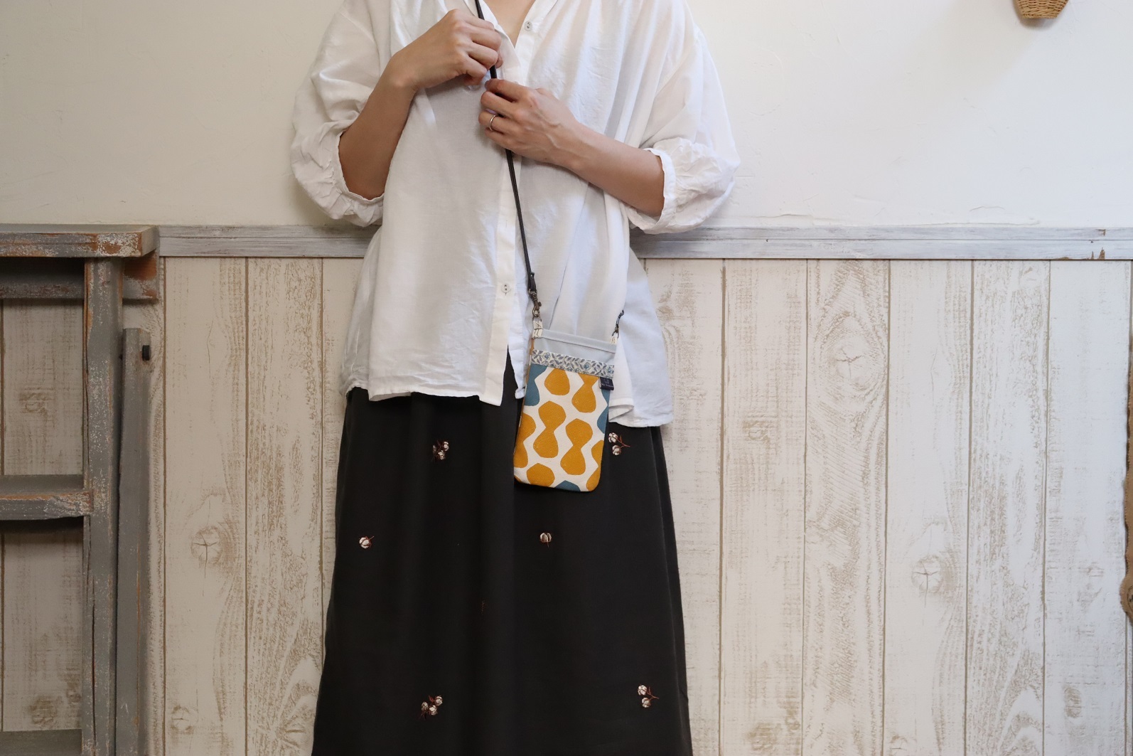 デコレクションズさんの刺繍入り生地でロングスカート作り♪久々の自分服はなんと３着分！_f0023333_22502803.jpg