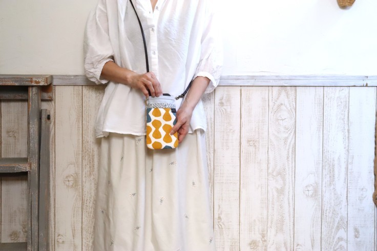 デコレクションズさんの刺繍入り生地でロングスカート作り♪久々の自分服はなんと３着分！_f0023333_22502873.jpg