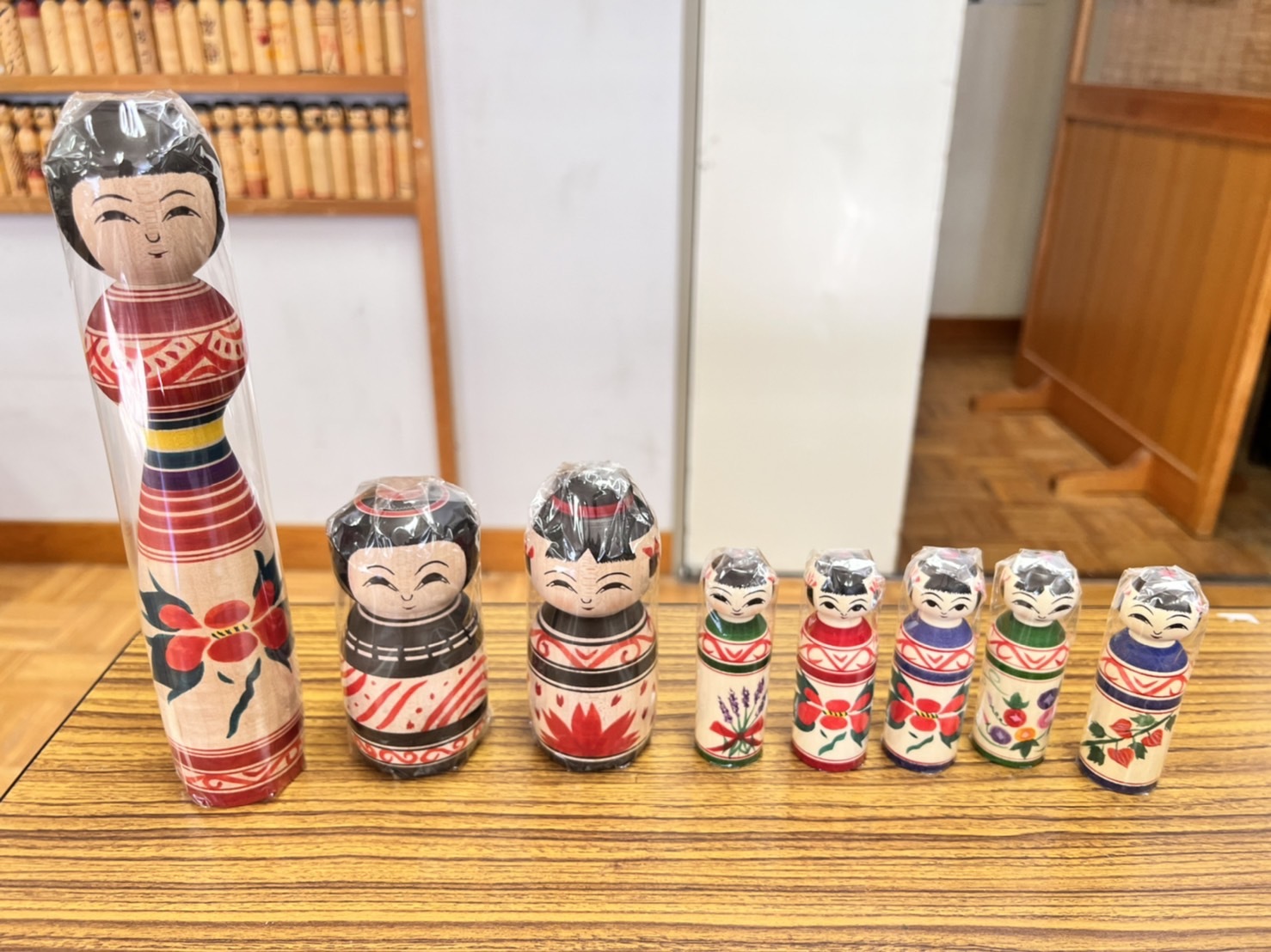 東京ステーションギャラリー“東北へのまなざし” 津軽こけし館ミュージアムショップ作品出品のお知らせ!_e0318040_15142541.jpg