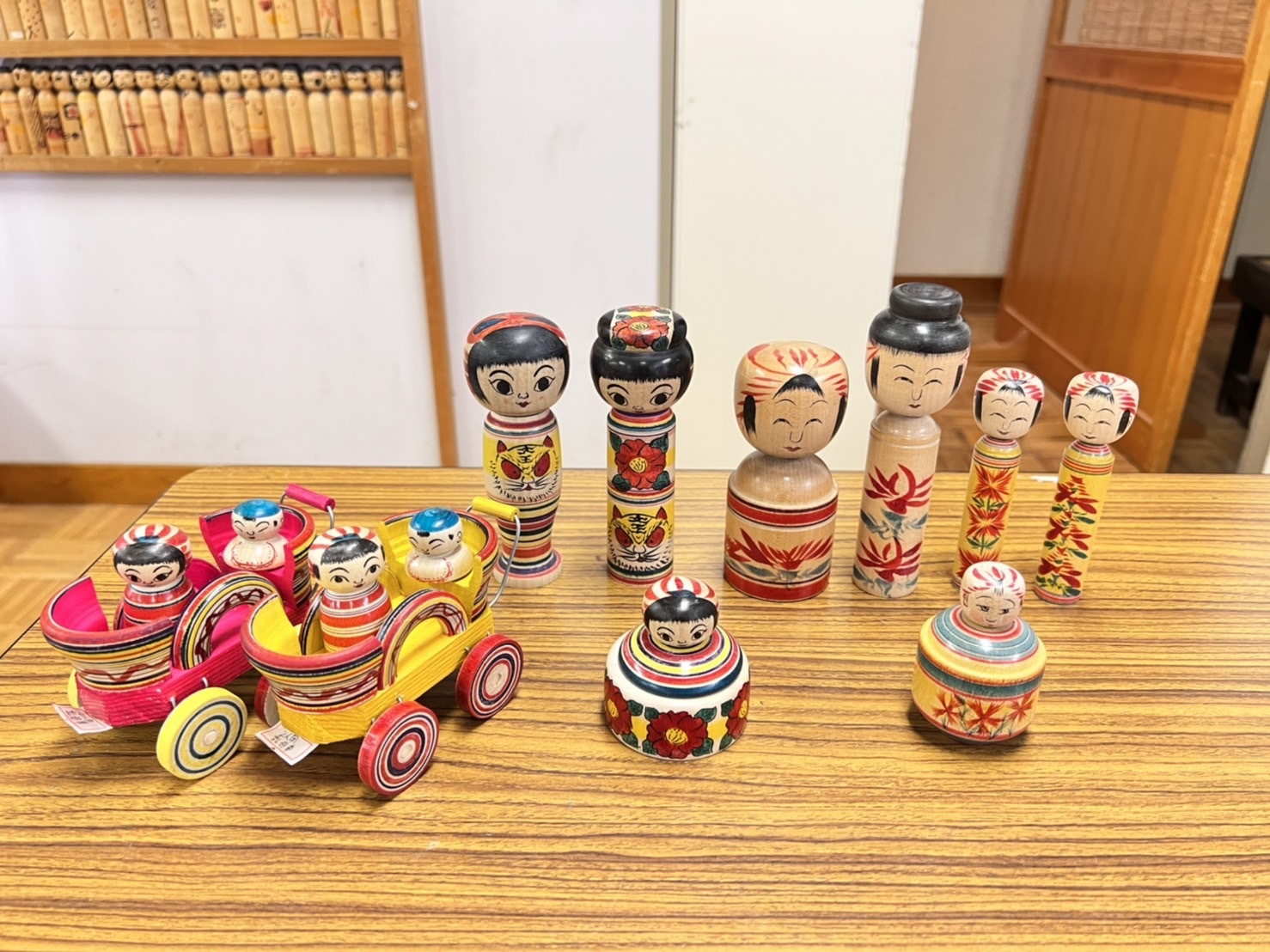 東京ステーションギャラリー“東北へのまなざし” 津軽こけし館ミュージアムショップ作品出品のお知らせ!_e0318040_15175389.jpg
