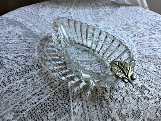 シルバーの葉付きクリスタル小皿51 値引き : スペイン・バルセロナ