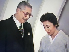 ８-22/8２-15　　日本テレビドラマ　火曜サスペンス　「室生亜季子監察医　拳銃」　　こまつ座の時代（アングラの帝王から新劇へ）_f0325673_14462169.jpg