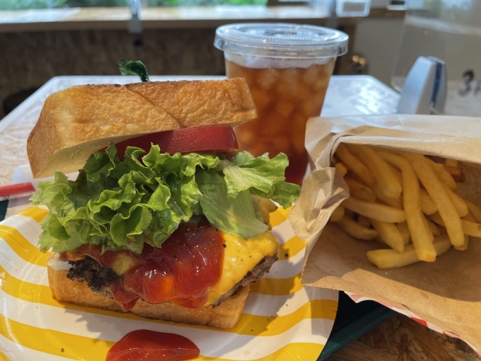 スノーマン☆ハンバーガー　S スノーマン☆ハンバーガーS