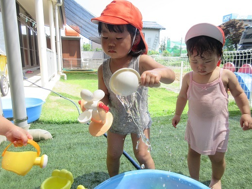たんぽぽ組 水遊び楽しいね♪_c0212598_17190488.jpg