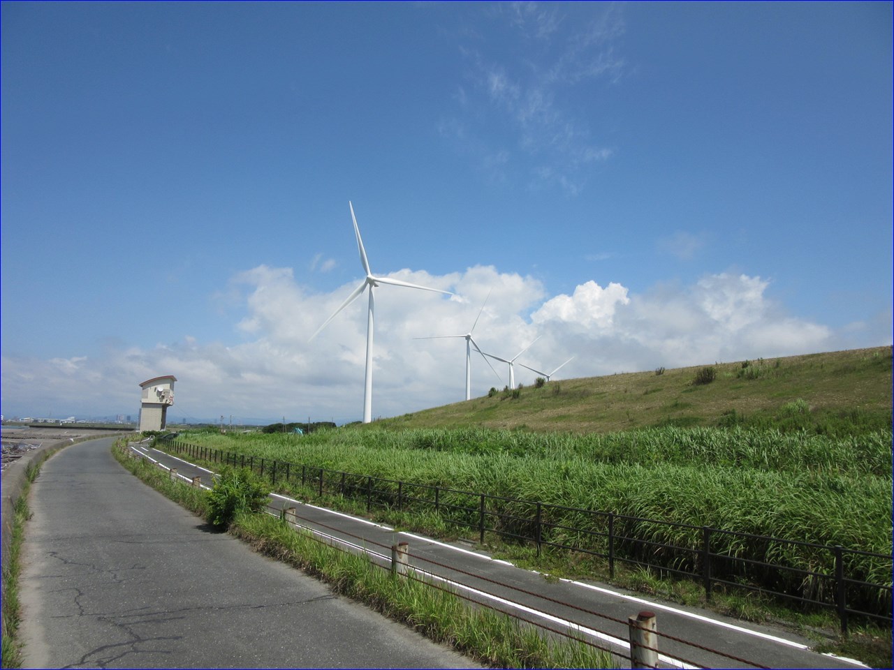 続・磐田市 海岸防潮堤の現状見学と掛塚灯台_c0376508_08540391.jpg