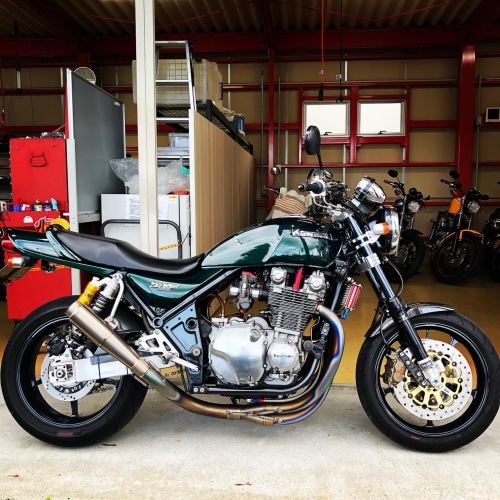 ☆ KAWASAKI ZEPHYR1100 A4 US CUSTOM REBUILD その1 (^_-)-☆_d0038712_17260087.jpg
