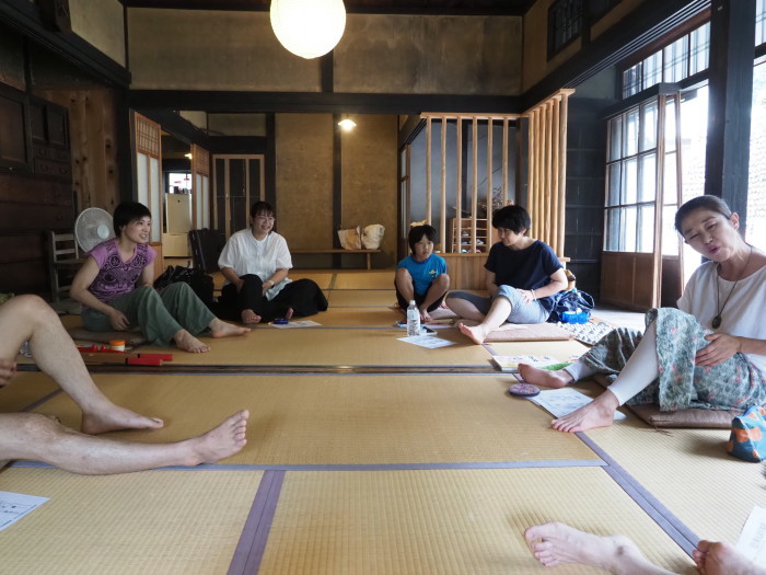 いっちゃんねる官足法足揉みワークショップ　７月１４日_c0116915_00190379.jpg