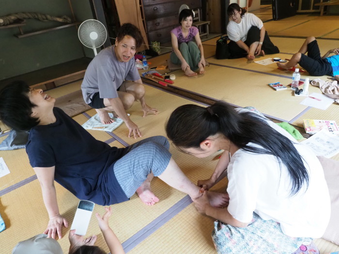いっちゃんねる官足法足揉みワークショップ　７月１４日_c0116915_00385304.jpg