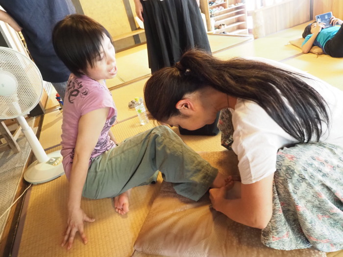 いっちゃんねる官足法足揉みワークショップ 7月14日_c0116915_00422680.jpg